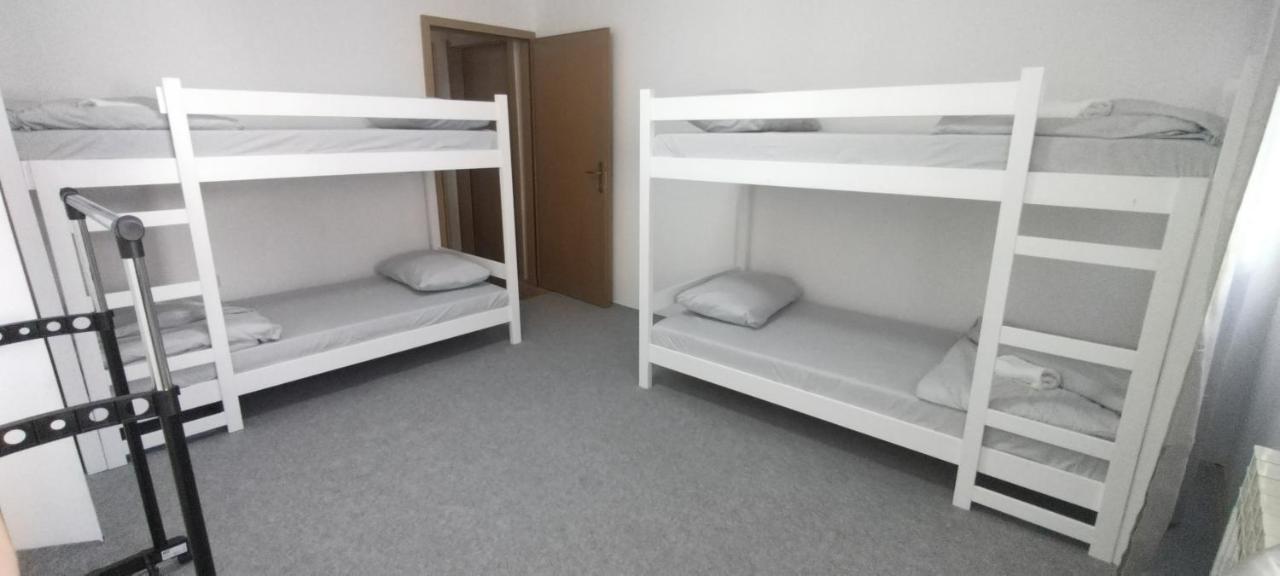 Hostel Center Luxury 塞拉耶佛 外观 照片